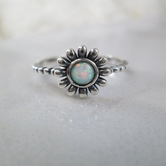 OPAL Flower Ring>925 Flower ring,Opal ring,925 Sterling Silver Rings,Opal - Picture 2 of 5